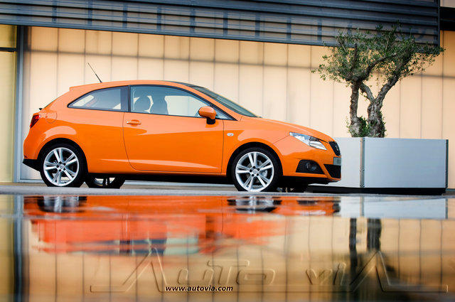 Seat Ibiza SportCoupe 01