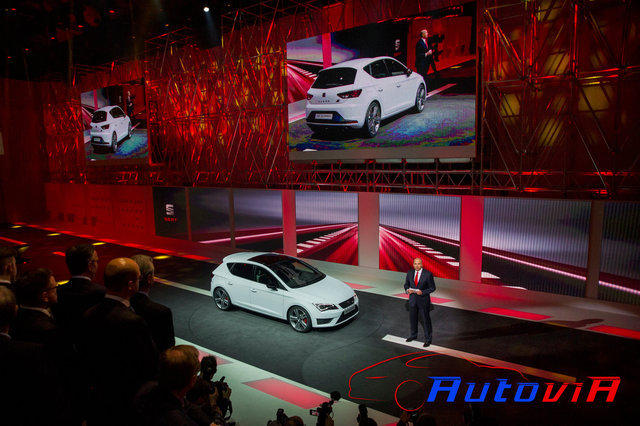 Seat Leon Cupra Salon de Ginebra 2014 01