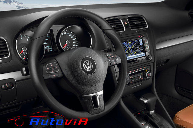 VolksWagen - Golf - 33