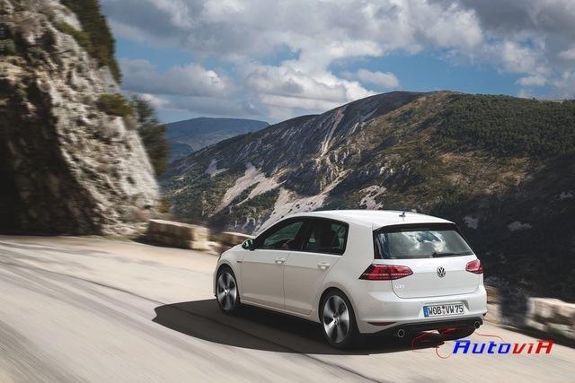 Volkswagen Golf GTI 2013 - 05