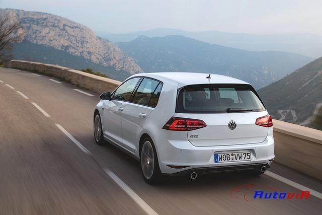 Volkswagen Golf GTI 2013 - 22