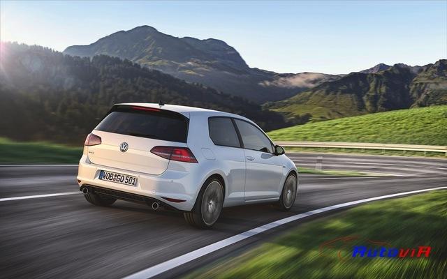 Volkswagen Golf GTI 2013 - 24