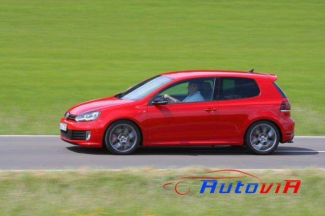 VolksWagen - Golf GTI 35 Aniversario - 07