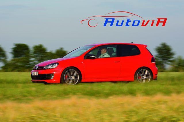 VolksWagen - Golf GTI 35 Aniversario - 17