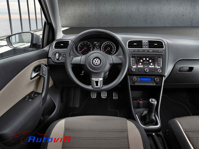 Volkswagen Cross-Polo 2010 007