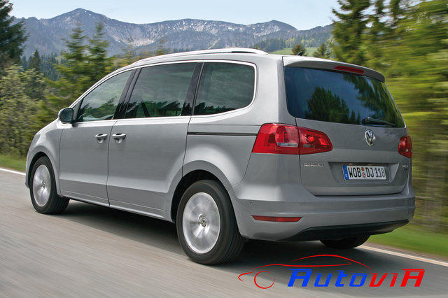 VolksWagen - Sharan- 16