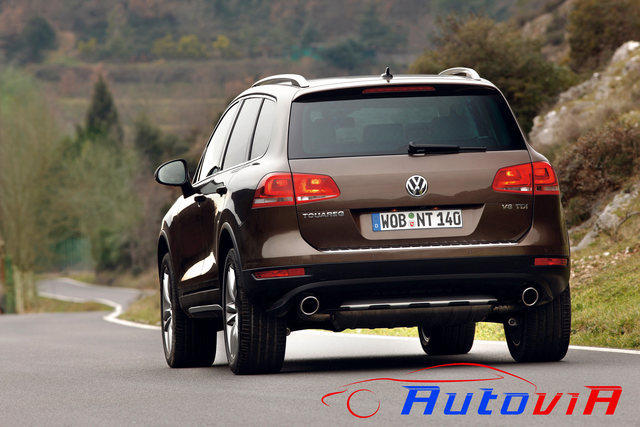 VolksWagen - Touareg - 04