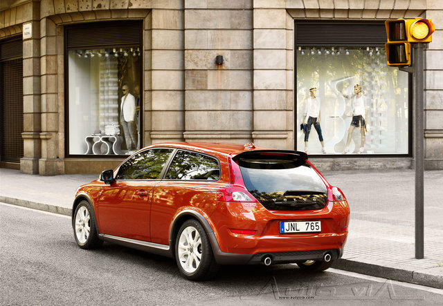 Volvo C30 02