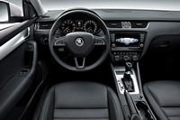 Skoda-Octavia-2012-04