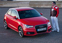 Audi A1 S Line 2010 00.jpg