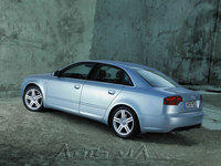 Audi A4 2004 16