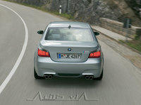 BMW M5 2004 12