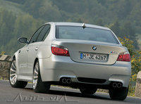 BMW M5 2004 14