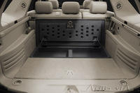 Cadillac SRX interior 8