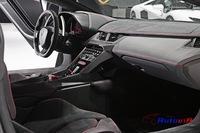 Lamborghini-Veneno-2013-18