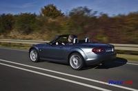 Mazda-MX5-2012-000