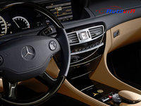 Mercedes-Benz Clase CL - CL 550 100 Aniversario- 04.jpg